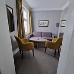 Dr. Holms Hotel
