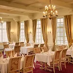 Dr. Holms Hotel 4*