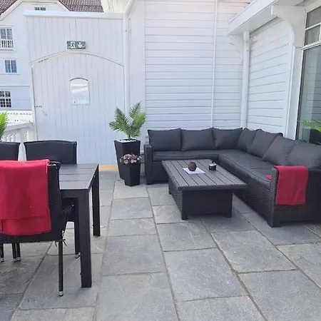 Dr. Holms Гейло