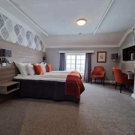 Hotel Dr. Holms