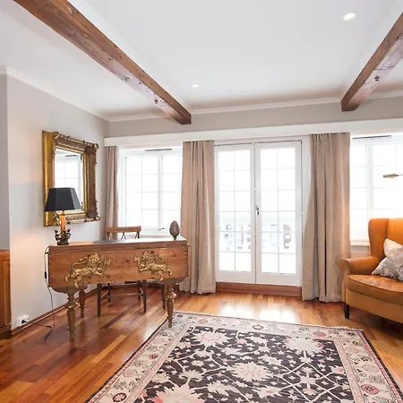 Hotel Dr. Holms 4*