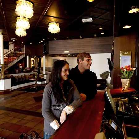 Dr. Holms Отель Гейло