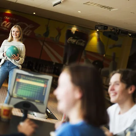 Отель Dr. Holms 4*