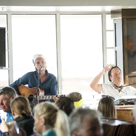 Ξενοδοχείο Dr. Holms