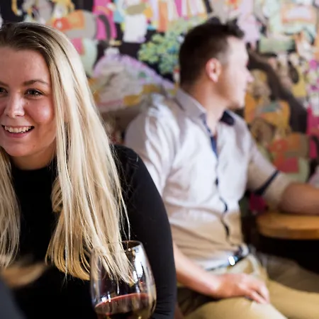 Dr. Holms Ξενοδοχείο 4*