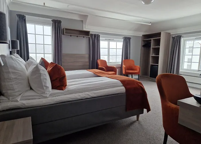 Hotel Dr. Holms 4*